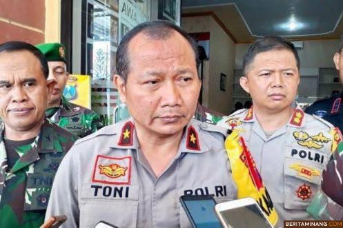 Irjen Pol Toni Harmanto saat menyandang bintang satu ketika jadi Wakapolda Jatim. Ist
