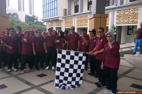 Pagi Ini, Darmawanita Persatuan UNP, Dosen,  dan Tendik Jalan Sehat dan Lomba Olahraga