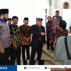 Suasana pertemuan Wako Fadly Amran dan sejumlah tokoh nasional asal Minang. Foto Kominfo