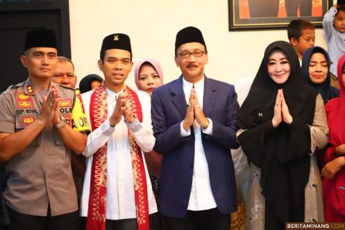 UAS foto bersama Bupati dan Kapolres Pessel AKBP Cepi Noval. Humas Pessel