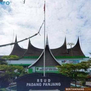 RSUD Kota Padang Panjang yang telah menyiapkan ruang ssolasi khusus untuk pasien terpapar Covid-19.