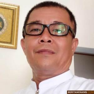 Kepala Dinas Pendidikan dan Kebudayaan Pesisir Selatan, Suhendri. Foto Humas Pessel
