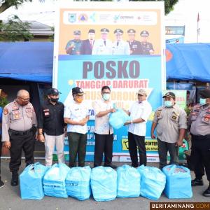 Martabak Mesir Wan Bantu Konsumsi Petugas Piket Posko Tanggap Darurat Covid - 19 Payakumbuh