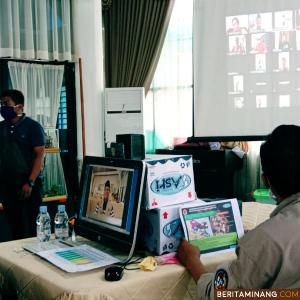 Melalui Vidioconference H.Irfendi Arbi himbau Bersatu melawan Covid 19