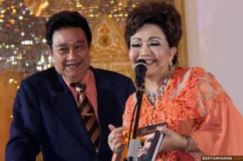 Nazif Basir dan Elly Kasim. (Facebook)