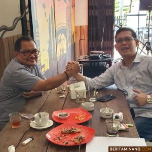 Atos-Zalfadri (A-Z) kompak salam komando berdua. Ist.