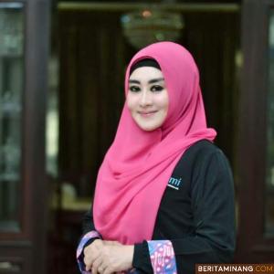 Ketua Kelompok Fraksi (KAPOKSI) NasDem Komisi VIII DPR RI, Lisda Hendrajoni. Foto Kominfo Pessel