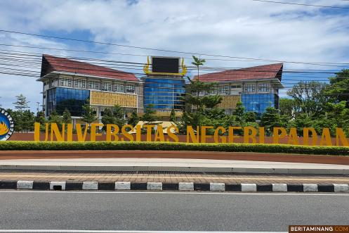 Kampus Universitas Negeri Padang. Dok.