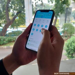 PLN terus berinovasi memanjakan pelanggan dengan memberikan kemudahan bertransaksi melalui aplikasi PLN Mobile. Foto: Ist