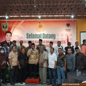 Hargianto saat mendeklarasikan diri maju sebagai calon Ketua KONI Sumbar. Foto: Rokcalva