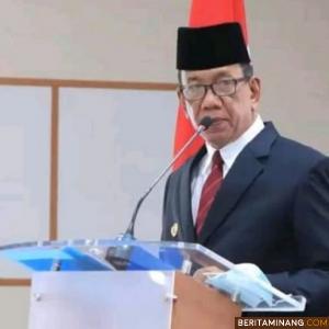 Bupati Pesisir Selatan, Rusma Yul Anwar.