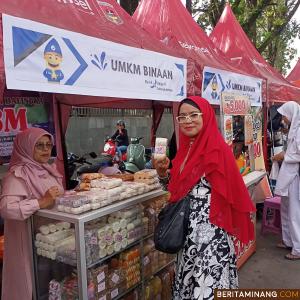 Inilah stand pelaku UMKM binaan perbankkan yang mengisi stand pameran di taman jam Gadang sejak 16 hingga 21 Desember 2022 dengan gratis. Foto : Dok Yus