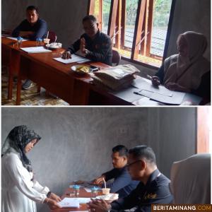 Tim Panwascam Sungai Pagu saat melakukan tes wawancara bagi calon Pengawas Kelurahan Desa (PKD) untuk nagari di Kecamatan Sungai Pagu, di sekretarian Panwascam Sungai Pagu, Selasa (31/1/ 2023). Foto Afrizal Amir