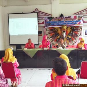 Musyda ke II Asosiasi Homestay Sawahlunto berhasil menetapkan Busmaharto sebagai ketua yang baru.(Foto : Iyos)