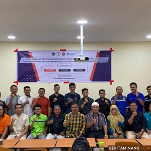 Foto bersama Tim Dosen Teknik Mesin FT UNP dan MGMP Teknik Mesin Sumbar. Foto:Tim Pengabdian