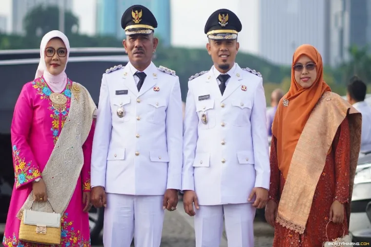 Pasangan Bupati dan Wakil Bupati Lima Puluh Kota, Safni Sikumbang dan Ahlul Badrito Resha,