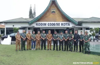 Wali Kota Payakumbuh Zulmaeta  kunjungi Markas Komando Distrik Militer (Makodim) 0306/50 Kota, Selasa (11/3/2025).