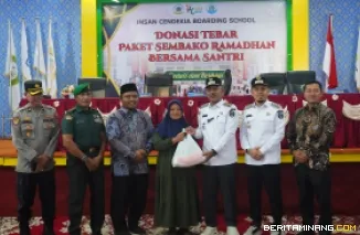 Bupati Lima Puluh Kota Safni Sikumbang menghadiri penyerahan bantuan Sembako dari ICBS Harau untuk 1200 masyarakat di kawasan Lembah Harau, Rabu, (19/03/2025).