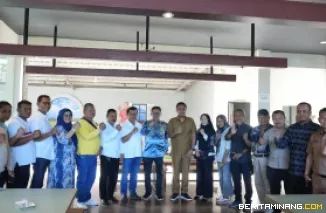 Wakil Gubernur Sumbar, Vasko Ruseimy, ketika silaturahmi dengan Pengcab IPSI se-Sumbar, Senin (14/04/2025).Foto: Adpim Sumbar