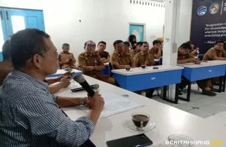 Ahmad Zuhdi Perama Putra menyambangi Kantor Diskominfo dalam rangka perkenalan dan temu ramah dengan keluarga besar Diskominfo, Selasa, 1/7 di Aula Dinas Kominfo.