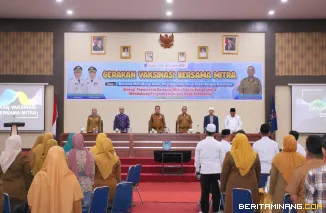 Gerakan Vaksinasi Bersama Mitra yang dilaksanakan di Aula Ngalau Indah, Balai Kota Payakumbuh, Selasa (15/07/2025).