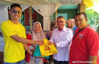 Suasana kegiatan Maxim yang menggelar kegiatan donor darah yang diselenggarakan di Kantor Kecamatan Koto Tengah dan Kantor Lurah Dadok Tunggul HItam. Foto: PRS Maxim Order Service Indonesia