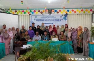 Foto bersama Tim Pengabdian Program Studi S2 Pendidikan Geografi Universitas Negeri Padang (UNP) saat menggelar kegiatan pengabdian kepada masyarakat di MAN 3 Pesisir Selatan, Jumat (9/5/2025). Foto: Tim Pengabdian UNP