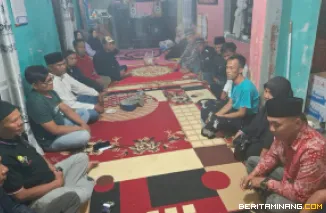 Wali Nagari Balai Panjang, Idris saat mengantarkan jenazah Korban ke alamatnya,minggu (08/02)