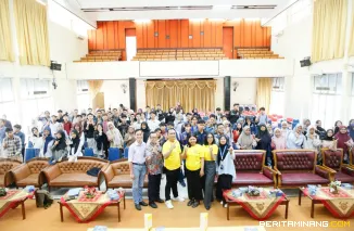 Suasana Workshop yang membahas ancaman cybercrime dan strategi keamanan digital ini digelar atas kerja sama UNP dengan Norton Antivirus dan mitranya, JBros Computer (SDG 17), di Ruang Serba Guna FT. Foto: Humas UNP