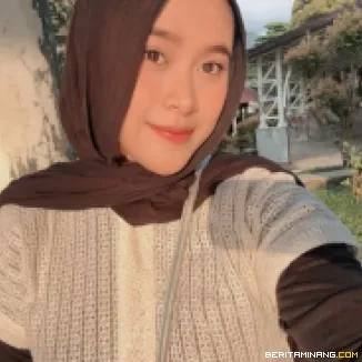 Foto Enjelika Putri