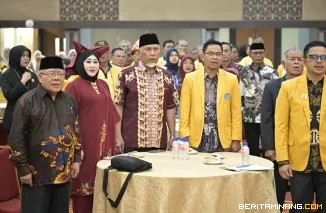Gubernur Sumbar Mahyeldi Dorong Alumni UNP Perkuat Kontribusi untuk Daerah